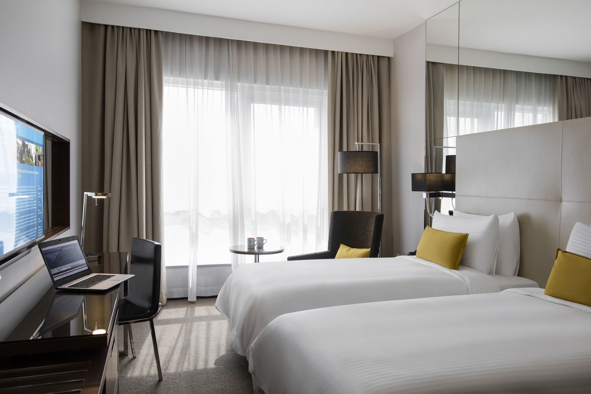 Centro Salama Jeddah Hotel ภายนอก รูปภาพ